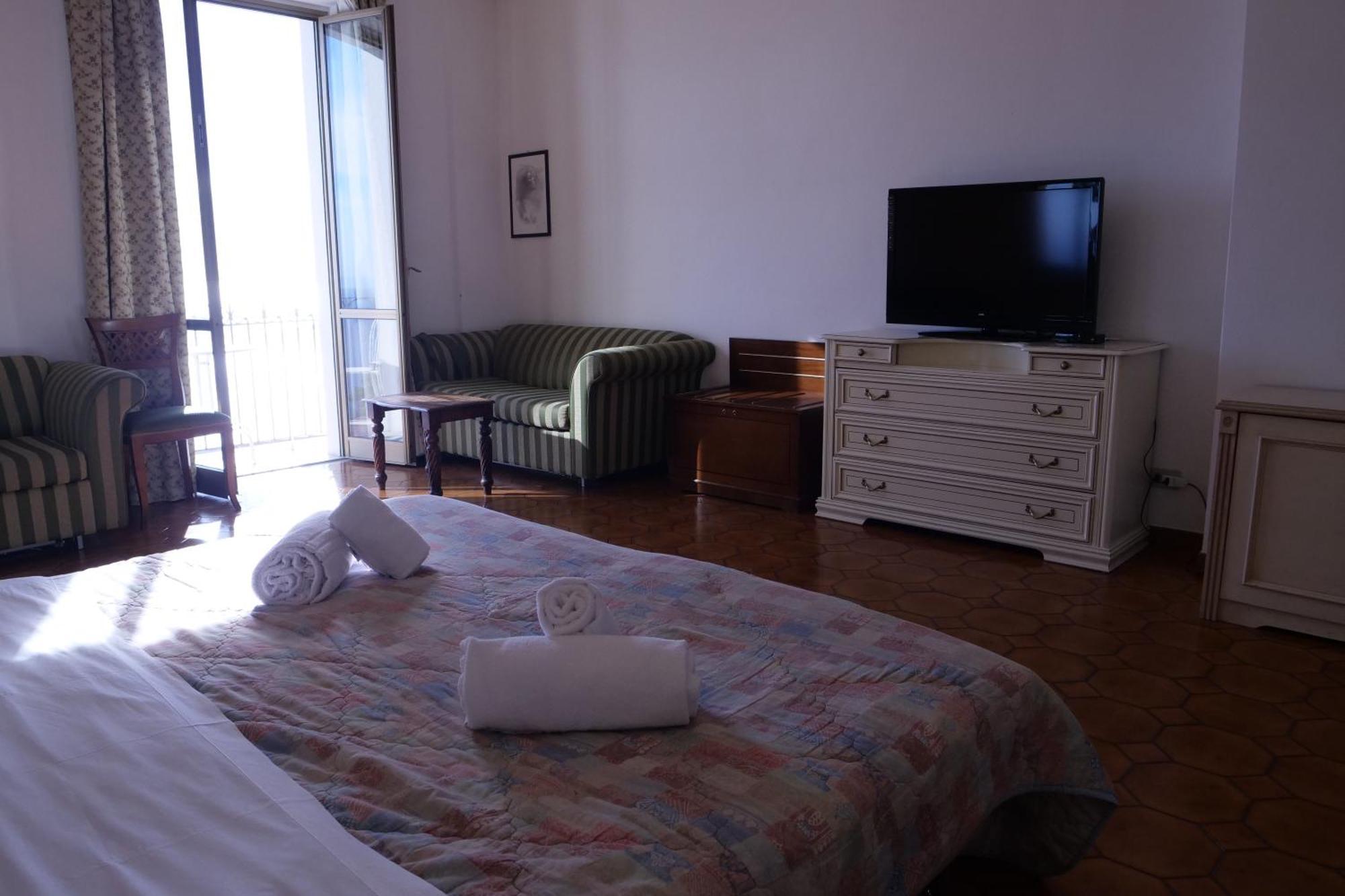 Hotel Elios Tao Taormina Exterior photo
